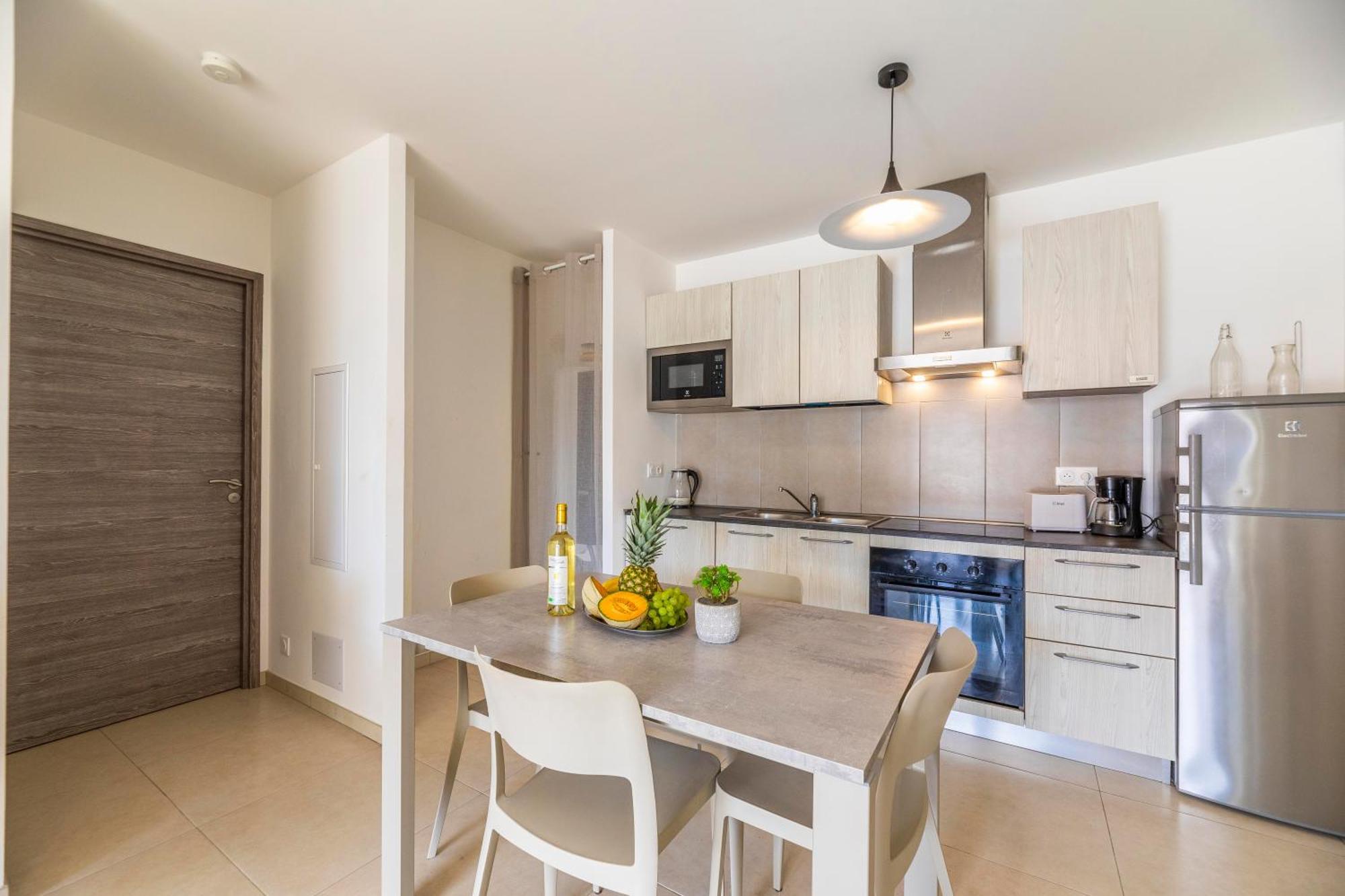 Residence A Marina Лумйо Екстер'єр фото
