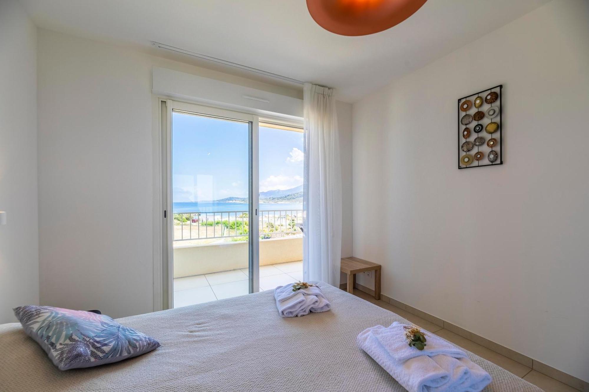 Residence A Marina Лумйо Екстер'єр фото